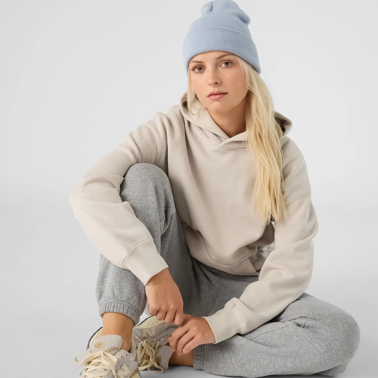 Women's Relax Hooded Sweatshirt - Capurro Mujer Poderosa